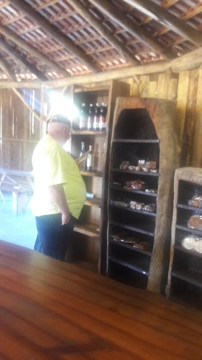 Valle das uvas-Restaurante, Pizzaria e Churrascaria