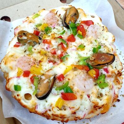 Pizza house ตลาดสุวรรณเกลียวทอง