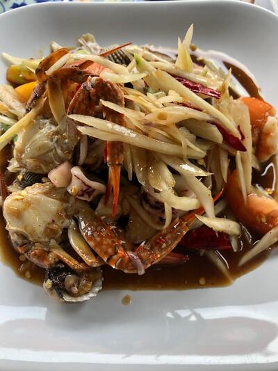 ร้านตำแซ่บ