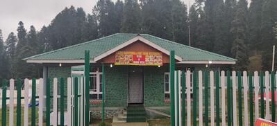 Lazeez Cafeteria & Fast Food Restaurant Doodhpathri Budgam