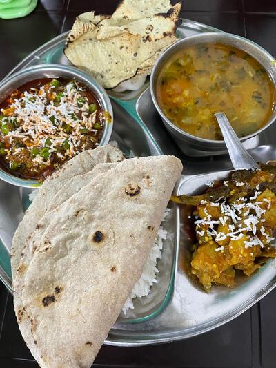 SHRI MAHALAXMI BHOJNALYA & FAMILY RESTAURANT