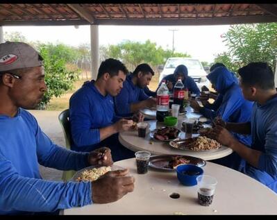 Churrascaria família Silva