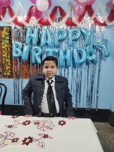 অভিরুচি হোটেল ও রেস্তোরাঁ