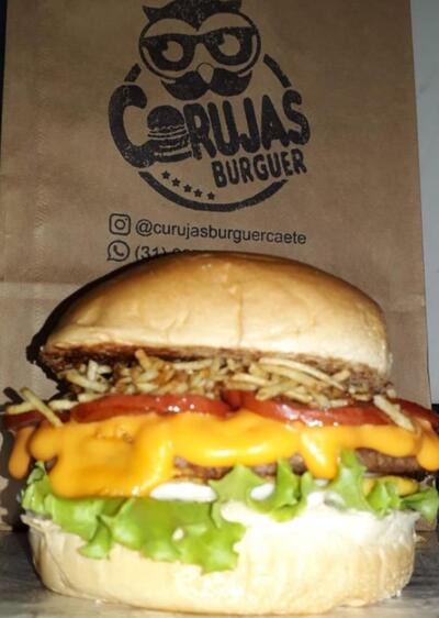Corujas Burguer Caeté