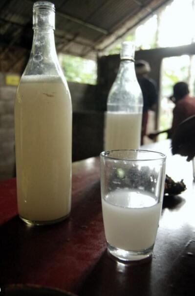 Toddy Shop നാടൻ കള്ള്