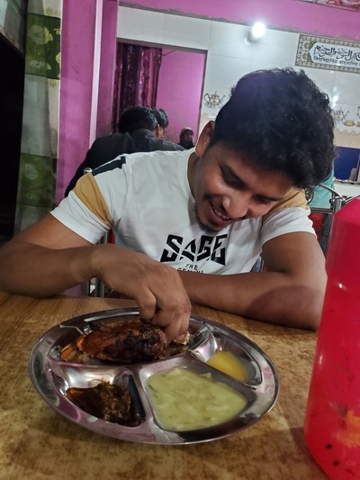 মামা হোটেল