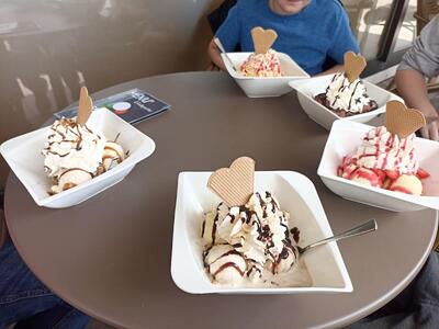 Eiscafé Calabria by Antonio Romano