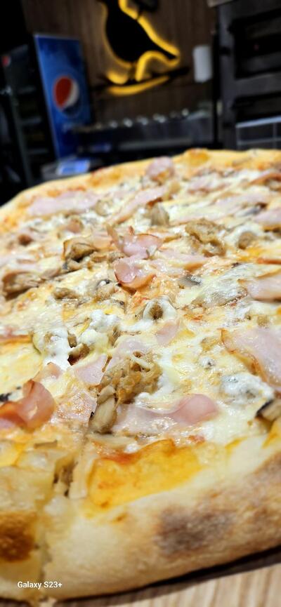 Augusto Cimișlia Pizzeria&Cafe