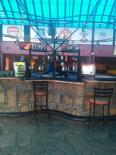 Club Golden Sports Bar And Grill