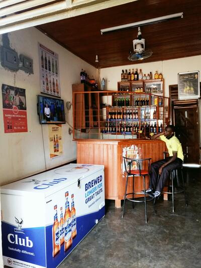 Akehoogo Bar And Lodging