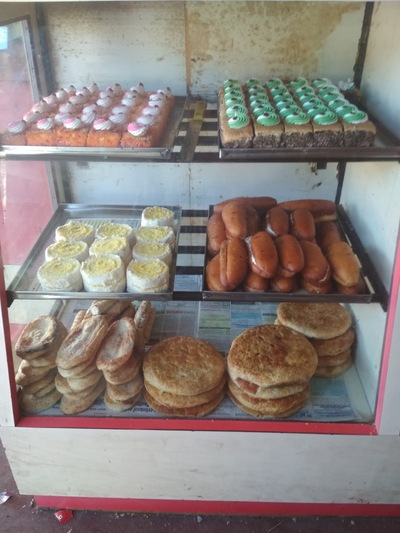 Zunaira Bakery Show Room & Cool Drinks