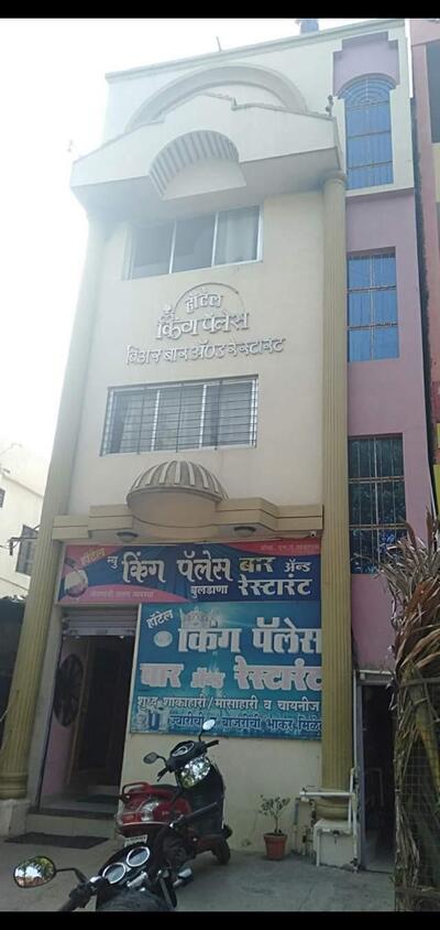 Hotel new king palace pro. M. A. KHANDAGALE
