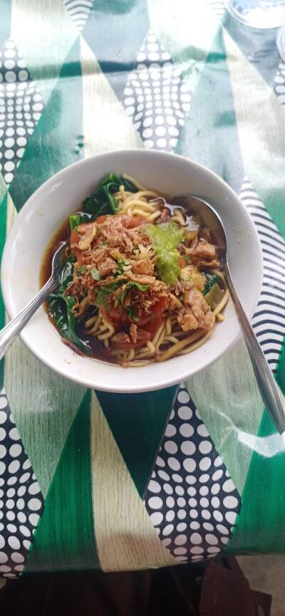 mie ayam buk Yun