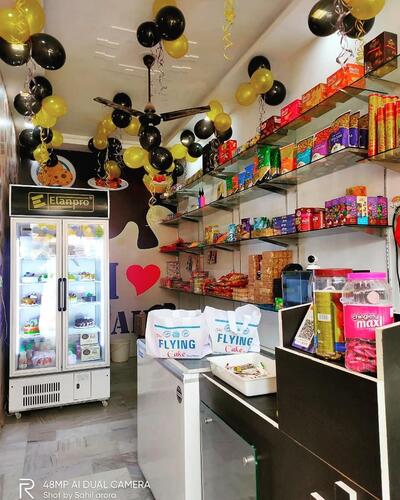 The flying cakes n cafe