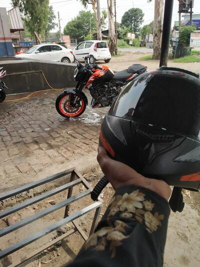 Saroj Restaurant And Saroj Snooker