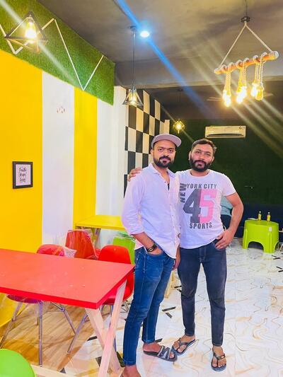 Ten 2 Ten Pizza Cafe And Restaurant