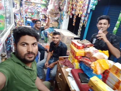 ইক্বরা ভেরাইটিজ ষ্টোর