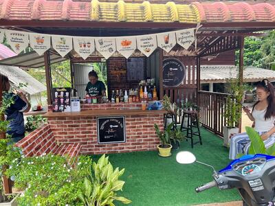 THONGNOK COFFEE & TEA