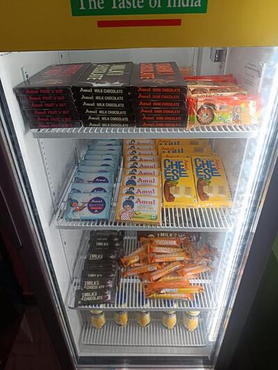 Umar Ice Cream Parlour, Amul Ice Cream