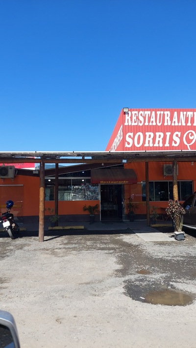 Restaurante e Lanchonete Sorriso.