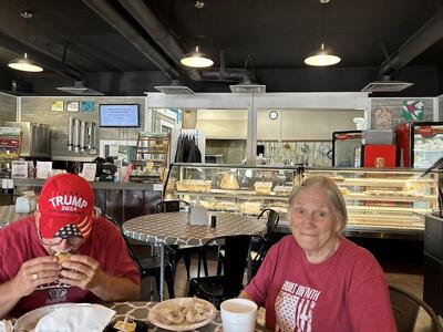 Vincents Downtown DELI AND BAKERY