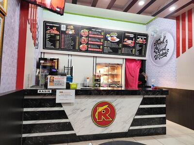 Rocket Chicken Pendidikan