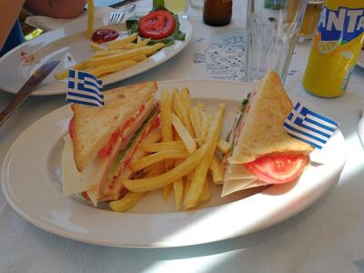 Lefkos