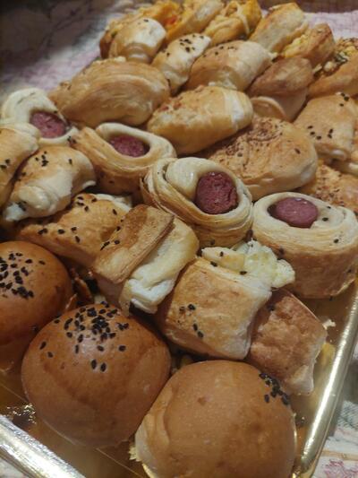 مخبوزات النادى