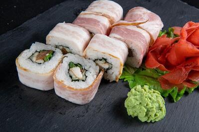Sushi-pizza express