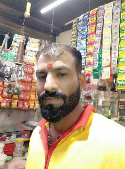 नारायण धाकड़ रेस्टोरेंट उन्हेंल