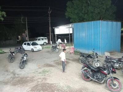 Hotel tadka ( permit room & bear bar)