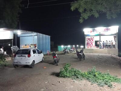 Hotel tadka ( permit room & bear bar)