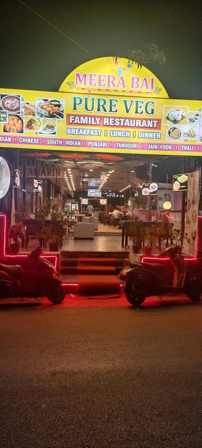 Meera Bai 100% Pure Veg Family Restaurant