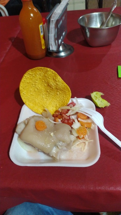 Cenaduría tipo Yuriria