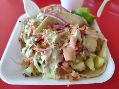 El Anzuelo Taco Fish Piña y Veracruz