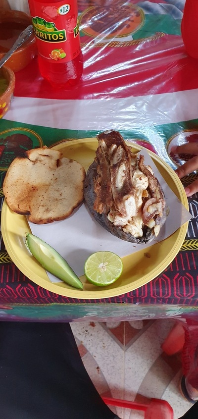 Bombochas y chiquilinas *Los tlacoyitos*