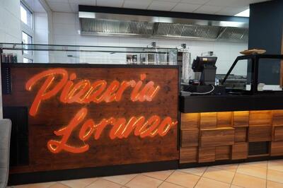 Loranzo Pizzeria
