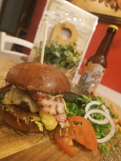 Phoenix's Burger