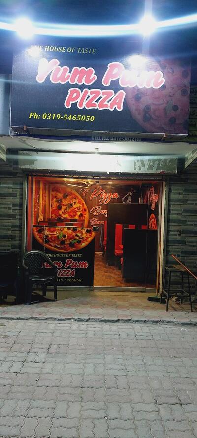 Yum pum pizza