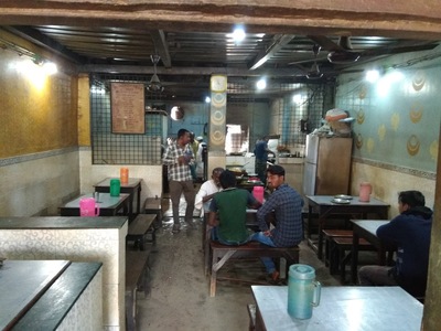 KERALA HOTEL AND RESTAURANT