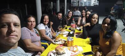 Lanchonete e pizzaria S. A