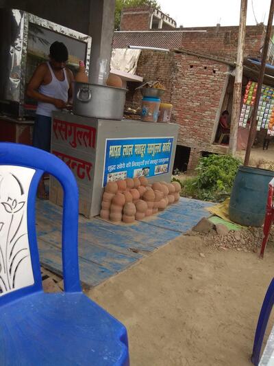 भारत लाल मशहूर रसगुल्ला कार्नर