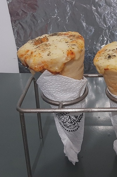 RENATO CONO PIZZA