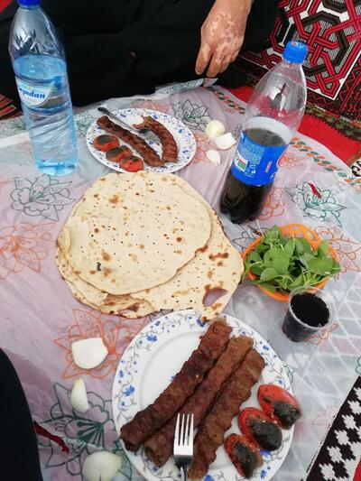 نانوایی سنگک فروزان