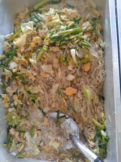 ข้าวแกงชายแดน (หน้าด่านผักกาด)