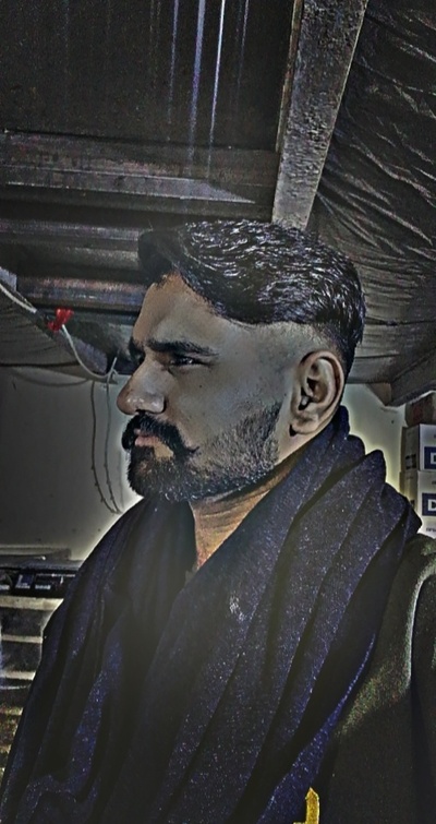 مطعم عمر يوسف