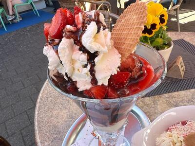 Eiscafé La Viva