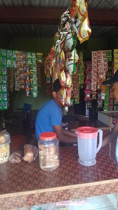 ফটিকের দোকান