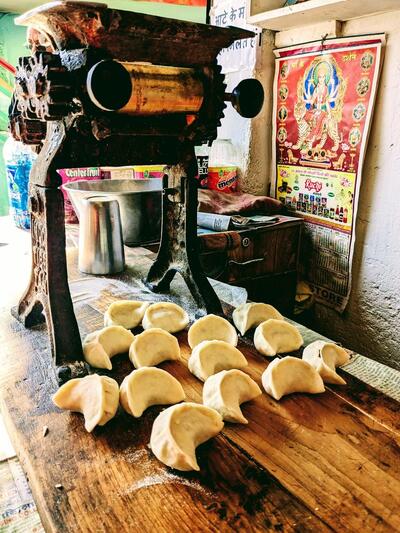 कलाजी - Chai Siddu Momos