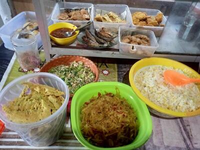 Warung nasi jagung buk Kom